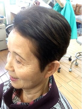 ピーアップ(P-up) ショートレイヤースタイル