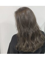 【W-ワット-新宿店 】＊透け感ゆるふわロング＊