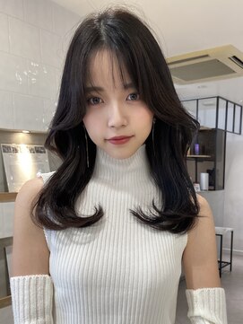 フォンズ(FONS) 表参道＊シースルーバング 大人可愛いくびれミディアム 韓国ヘア