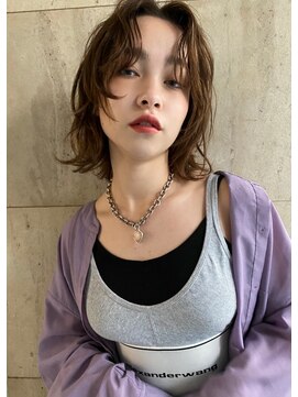 エイチ(H eitf) 顔まわりレイヤースタイル