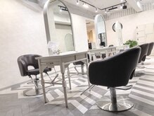 ヘアメイクガーデン(HairMake GARDEN)の雰囲気（朝9時～夜20時まで受付しています！[インナーカラー,縮毛矯正]）