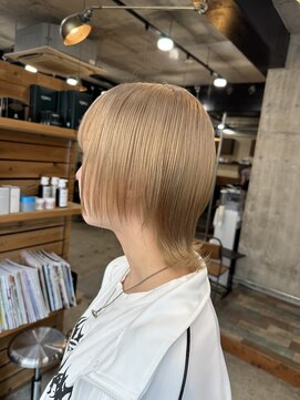 ヘアカロン 熊本本店(Hair CALON) ウルフ/黒染め撃退ワンブリーチベージュ
