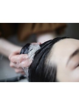 マイクロバブル【marbb】導入★超微細な気泡を利用した髪質改善技術で、髪の芯から健康的で美しい髪に♪