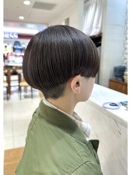 ピークアブー アヴェダ ギンザシックス(PEEK-A-BOO AVEDA GINZASIX) 前下がりマッシュ/ハンサムショート/切りっぱなしショート