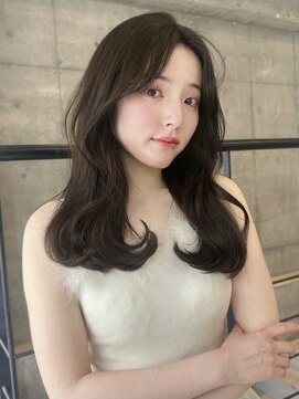 ウェイズトウキョウ 新宿店(Ways TOKYO) ニュアンスレイヤー×褒められ率100%なオリーブグレージュ