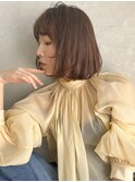 ブリーチハイトーンホワイトグレージュダブルカラーボブ