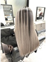 エル オオサカ 心斎橋店(L. OSAKA)&nbsp;デザインカラーロング_グレージュカラーボブウルフ_S29