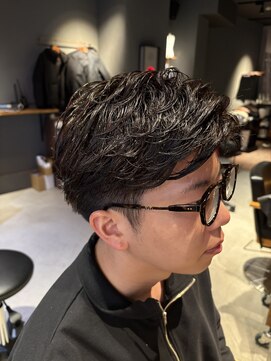 アンドワークス 2nd(&WORKS) ツーブロパーマスタイル