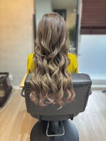 トゥエンティ(twenty)&nbsp;透明感たっぷりミルクティーベージュ