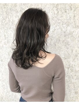 ノア ヘアデザイン 町田店(noa Hair Design) モノトーングレージュ×ウェーブヘア