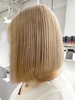 ウィコ 新宿(WICO)&nbsp;ホワイトベージュ[新宿駅/ショコラベージュ/ベビーバング]