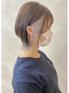 ユーフォリア 銀座(Euphoria) ウルフ/ウルフカット/ ボブウルフ/ホワイトブリーチ担当岩崎