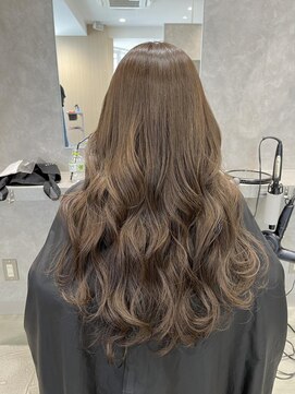 ユーフォリア 銀座本店(Euphoria) 【Euphoria】ゆるふわウェーブ×ミルクティーベージュ