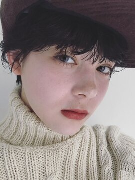 フランチェスカ(Francesca) Francescaのショートスタイル　マッシュルームヘア/暗髪
