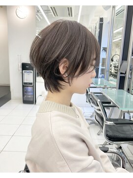 トニーアンドガイ 広尾店(TONI & GUY) 襟足長め大人ショート