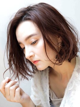 テュケー(TYCHE) bob style  natural bob