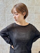 ビュートリアム 南青山(BEAUTRIUM)&nbsp;大人ショート　耳掛けショート　表参道　青山　横顔美人