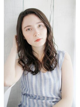 ディーアールラズリー(DR LAZULI) かきあげバングのゆるミックスカール