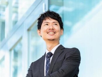 ユニーク お茶の水店の写真/【低価格・短時間】身だしなみを整えて清潔感UP！好感度UP！自分では難しい髭・眉のお手入れも◎