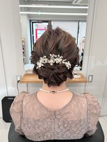 ミディアムヘアのゆるふわアップ【清板】