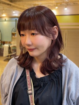 キートスバイガーランド (Kiitos by Garland) ふんわりミディアムウェーブヘアピンクラベンダーカラー