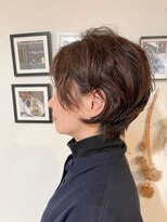 ロカ(Roca)&nbsp;マッシュショートボブ×耳掛けアレンジ