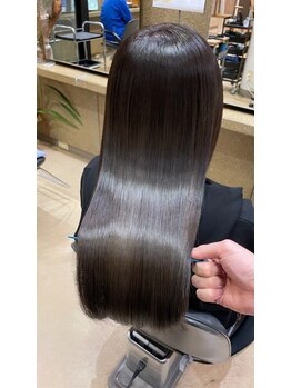 ひろ美容室の写真/【超高濃度水素トリートメント】を使用した独自の縮毛矯正◎[ケア×髪質改善]が同時にできるメニュー＊