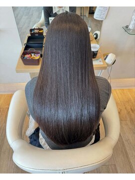 アコレ ミリュー 南草津店(ACCOLE milieu) 縮毛矯正/10代/髪質改善