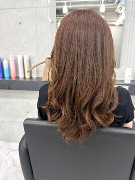 エンディアリング 東銀座(Endearing) ★レイヤーカット イメチェン 美髪 ホワイトブロンド