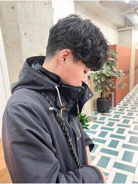 ノエ(noe) スペインカール/スパイキーショート/フェザーパーマ/栄h13