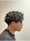 サイドとバックすっきりと刈り上げ◎大人メンズツイストパーマ