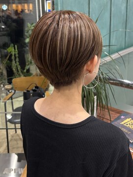 アピィス(APPiiS) セナショート【ハンサムショートセンターパート横浜西口】