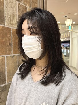 ピークアブー アヴェダ アトレ恵比寿(PEEK-A-BOO AVEDA) 大人可愛い顔まわりレイヤーミディアム結べるミディウルフ