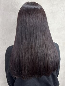 黒髪クラゲヘアーオリーブグレー小顔ココアベージュ