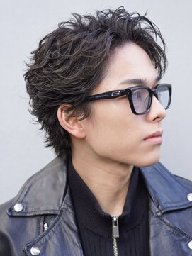 フィフス 天神大名(fifth) 天神メンズパーマフェザーパーマシャドウパーマセンターパート