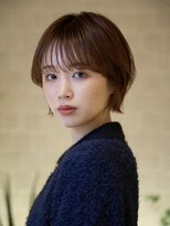 ピークアブー アヴェダ アトレ恵比寿(PEEK-A-BOO AVEDA)&nbsp;柔らか抜け感外ハネショート 前髪ありショート 大人可愛いヘア
