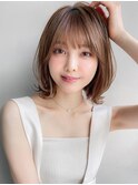 外ハネボブエアリーカールナチュラルカールレイヤーカット
