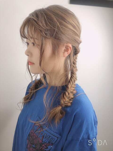 【ミルクティーベージュ】【ヘアアレンジ】【フィシュボーン】