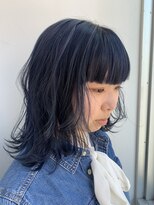 トロニー(TLONY)&nbsp;顔まわりレイヤーカット/ネイビーブルー　stylist/miaki