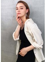 エルト 四条烏丸(elto) 【elto烏丸】大人かわいい小顔ミディアム20代30代40代ベージュ