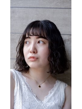 ラウレア(LAULEA) 【黒髪さんにおすすめ】強めスパイラルパーマ/10代20代30代