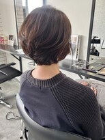 カンナ(CANNA)&nbsp;バッサリ♪ボリュームとくびれの大人のショートボブ♪