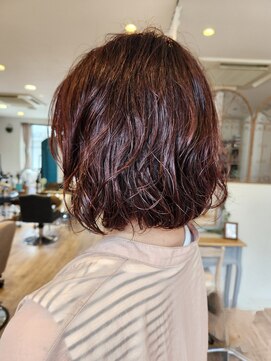 イト リトルヘアガーデン(ito. little hair garden) ゆるウェーブボブ