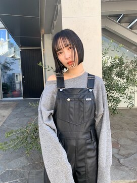 ローウェ 二子玉川(Louwe) ボブ/大人かわいい/フェザーバング/透け感グレージュ