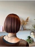 切りっぱなしショートボブ×暖色カラー