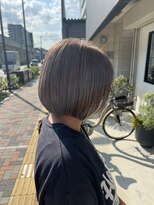 ニカイ(NIKAI.)&nbsp;【オリーブグレー】大人可愛いボブ