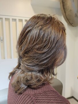 ルナフローラバイエム 横浜鶴屋町(luna flora by em) レイヤーカット