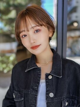 ギークス(GEEKS) 【GEEKS渋谷】耳かけショートボブ/シースルーバング/小顔/中明度