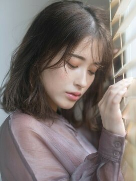 エミュ 表参道 青山(emu) 【emu井上信洋】抜け感ウェーブと暗髪ツヤベージュ【エミュ】