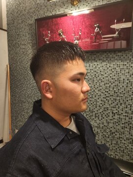 ワンワンオー バーバーショップ 長浜店(@110 BARBER SHOP) Fade × Crop Style